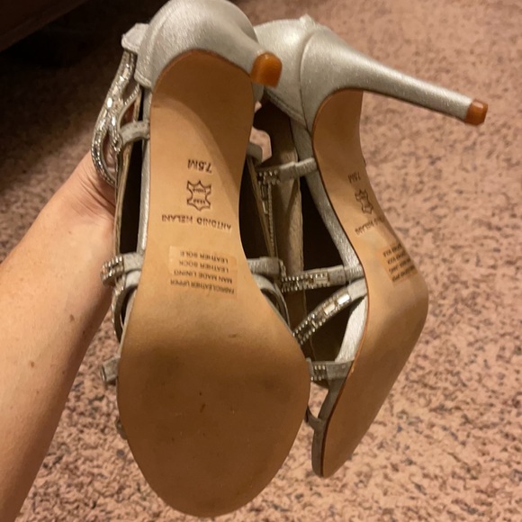 Silver stud Antonio Melani Heels only worn once. Size 7.5 M. - Picture 3 of 6